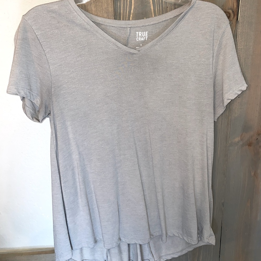 True Craft Short Sleeve V neck Shirt